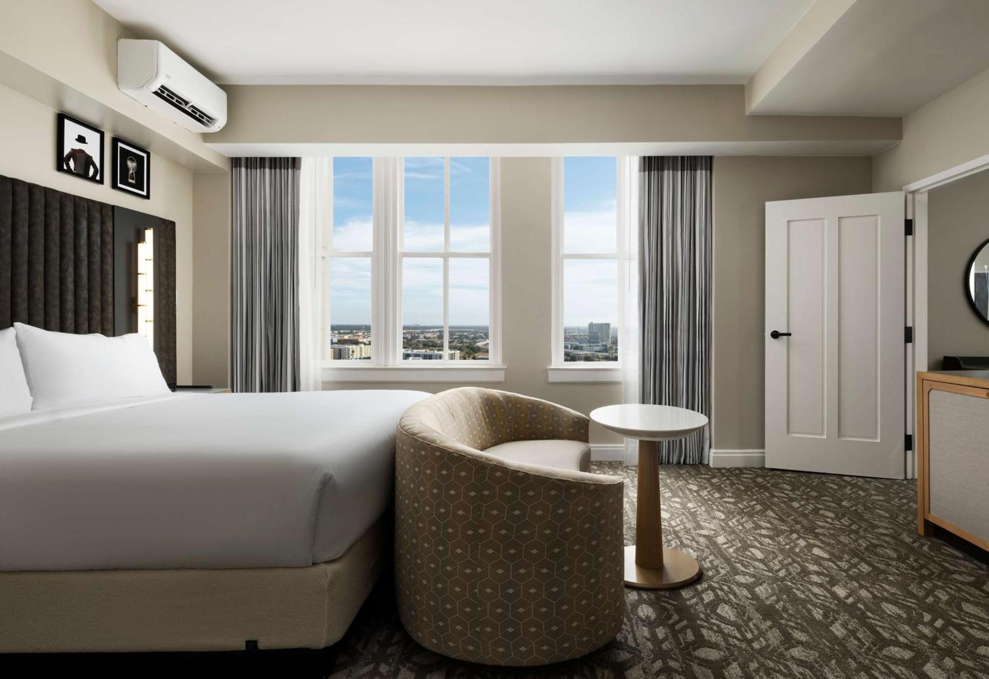 Hotel Flor Downtown, Tapestry Collection By Hilton Tampa